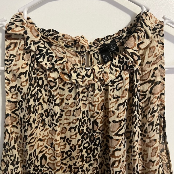 Essentials by Milano. Leopard Print Sleeveless Top women’s size XL - Picture 5 of 7